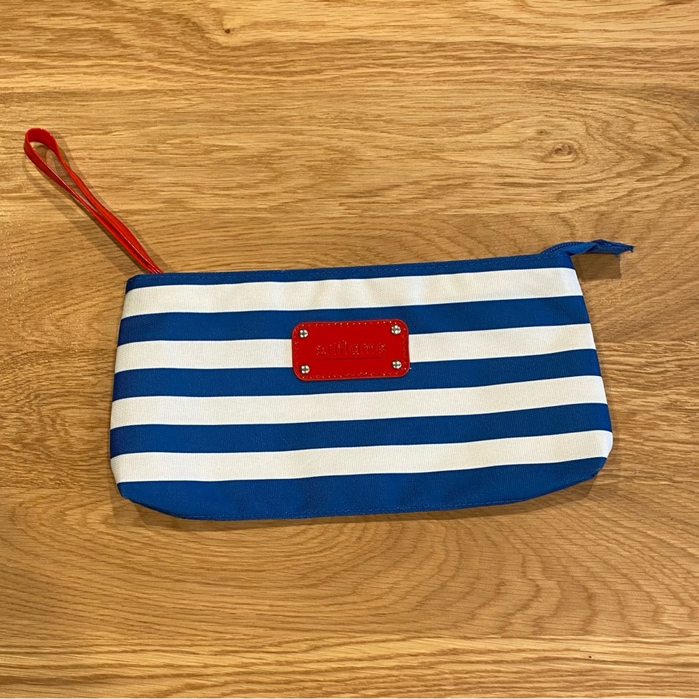 Cosmetic pouch or clutch